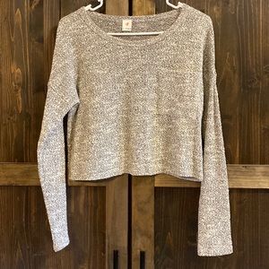 Long sleeve knit crop top, size small
